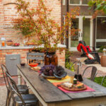 Outdoor Kitchens: Perfect for Entertaining Year-Round